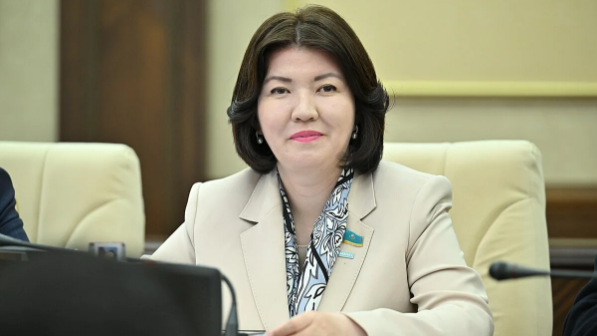 «Тоқтатылды... Баршаңызды құттықтаймын!»: Жұлдыз Сүлейменова ұстаздар үшін көптен күткен қуанышты жаңалықты жария етті (ВИДЕО)