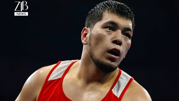 «Өзбекстаннан оздық»: Қазақстан ерлер боксында төртінші алтынды жеңіп алды