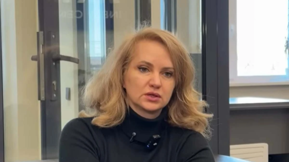 "Қан тоқтаусыз аққанша соқты". Жетісу облысында көрші әйелді 40 рет күрекпен ұрған ер адамға қатысты сұмдық дерек шықты