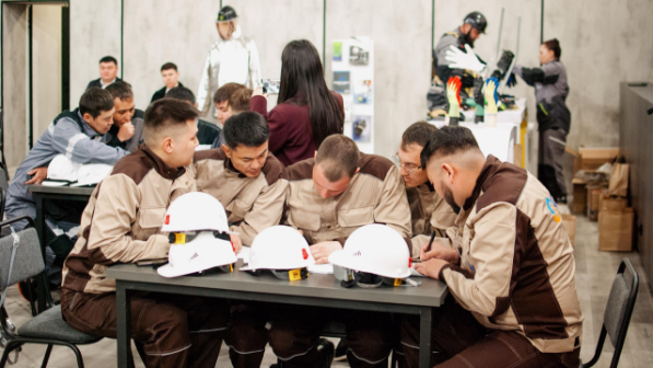 Өндірістегі қауіпсіздік мәдениеті: Qarmet пен Қазақмыс мамандары бас қосты