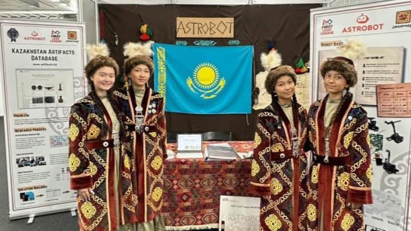 Елордалық оқушылар Ұлыбританиядағы халықаралық чемпионаттың жеңімпазы атанды