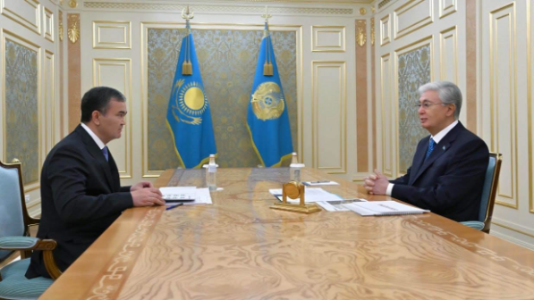“Қызметің оң бағалады”: Президент елорда әкімі Жеңіс Қасымбекті қабылдады