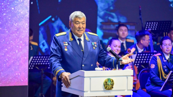 «Зеңгір көкке көтерілген қазақтың тұңғыш ғарышкері атандыңыз»: Президент Тоқтар Әубәкіровті 80 жас мерейтойымен құттықтады
