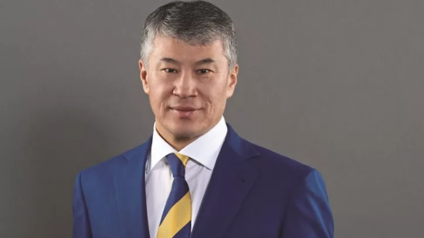 “Жаңа мүмкіндіктер ашады”: Қайрат Боранбаев лауазымды қызметке кірісті