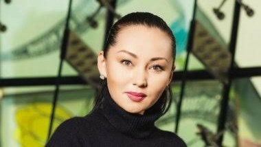 «Ауғанстанға барыңдар»: Баян Алагөзова тойда уағыз айтқан азаматқа шүйлікті