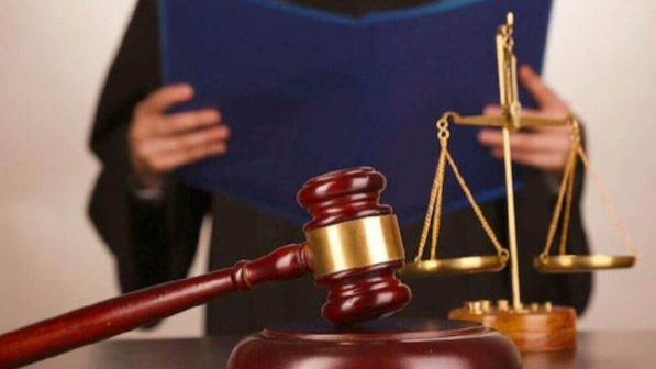Түркістанда жаңа туған баласын әжетханаға тастаған бойжеткен сотталды