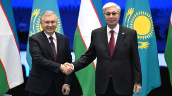 Тоқаев Өзбекстан президентімен телефон арқылы не туралы сөйлесті?