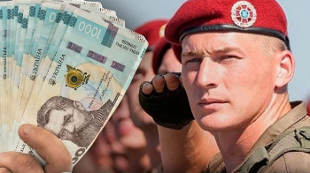 Украинада әскери қызметкерлерге жалақы төлеуге қаражат жетіспейді - Жоғарғы Рада
