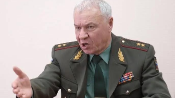 Ресей депутаты мобилизациядан қорқып, елін тастап кеткен ресейліктерді «түкке тұрғысыздар» деп атады