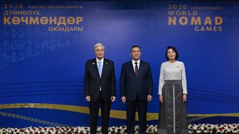 Президент Бішкекте өтіп жатқан VI Дүниежүзілік көшпенділер ойындарының ашылу салтанатын тамашалады