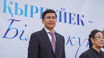 «Біздің ұстаздарымыз мықты. Әр баланың мүмкіндігі ашылатын жыл болсын!»: Асхат Аймағамбетов Білім күнімен құттықтады