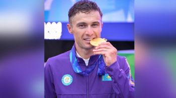 «Алтыншы мәрте Азиада чемпионы»: Алексей Луценко тарихи рекорд жасады