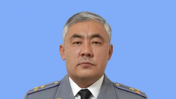 Кадрлық ауыс-түйіс: Президент жаңа Қорғаныс министрін тағайындады
