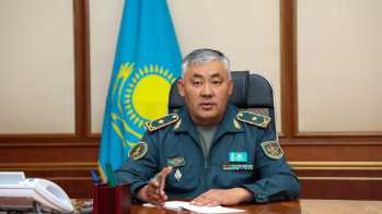 «Қатаң түрде жол берілмейді. Әрбір сарбаз өзін қауіпсіз сезінуі керек»: Қорғаныс министрі жұмысына кірісті