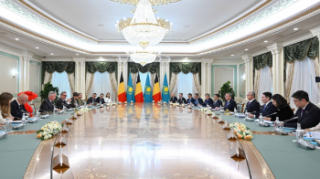 «Қазақстан экономикасының келешегіне деген сенімнің айқын көрінісі деп бағалаймын»: Тоқаев Бельгия Королімен келіссөз жүргізді